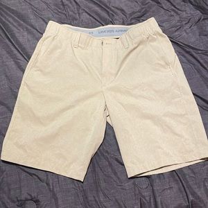 Underarmour shorts, smoke free home